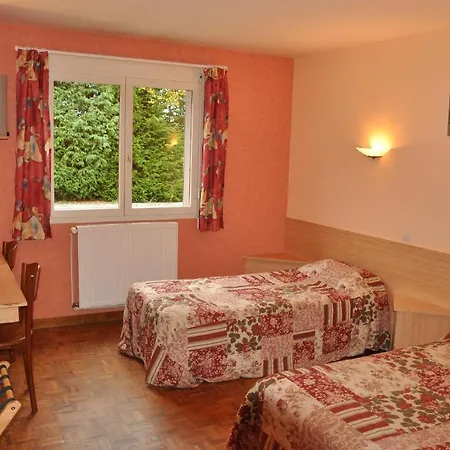 De Courteilles 4* Montreuil-lʼArgillé
