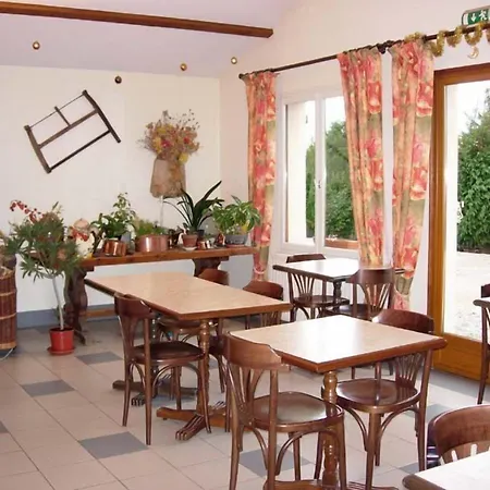 De Courteilles Otel Montreuil-lʼArgillé