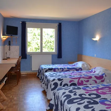 Otel De Courteilles 4*